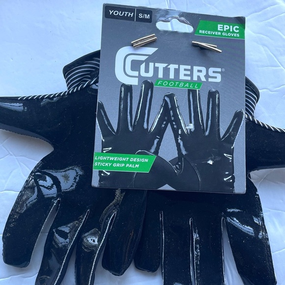 Football Receiver Grip Gloves Cutters YOUTH  Size S/M - Picture 3 of 5